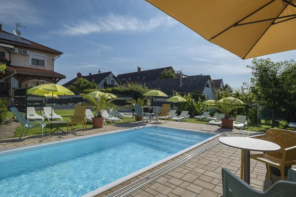 Acs Apartman Hévíz Exterior foto