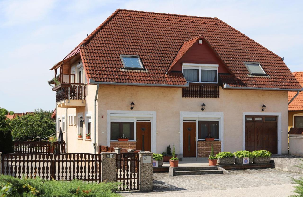 Acs Apartman Hévíz Exterior foto